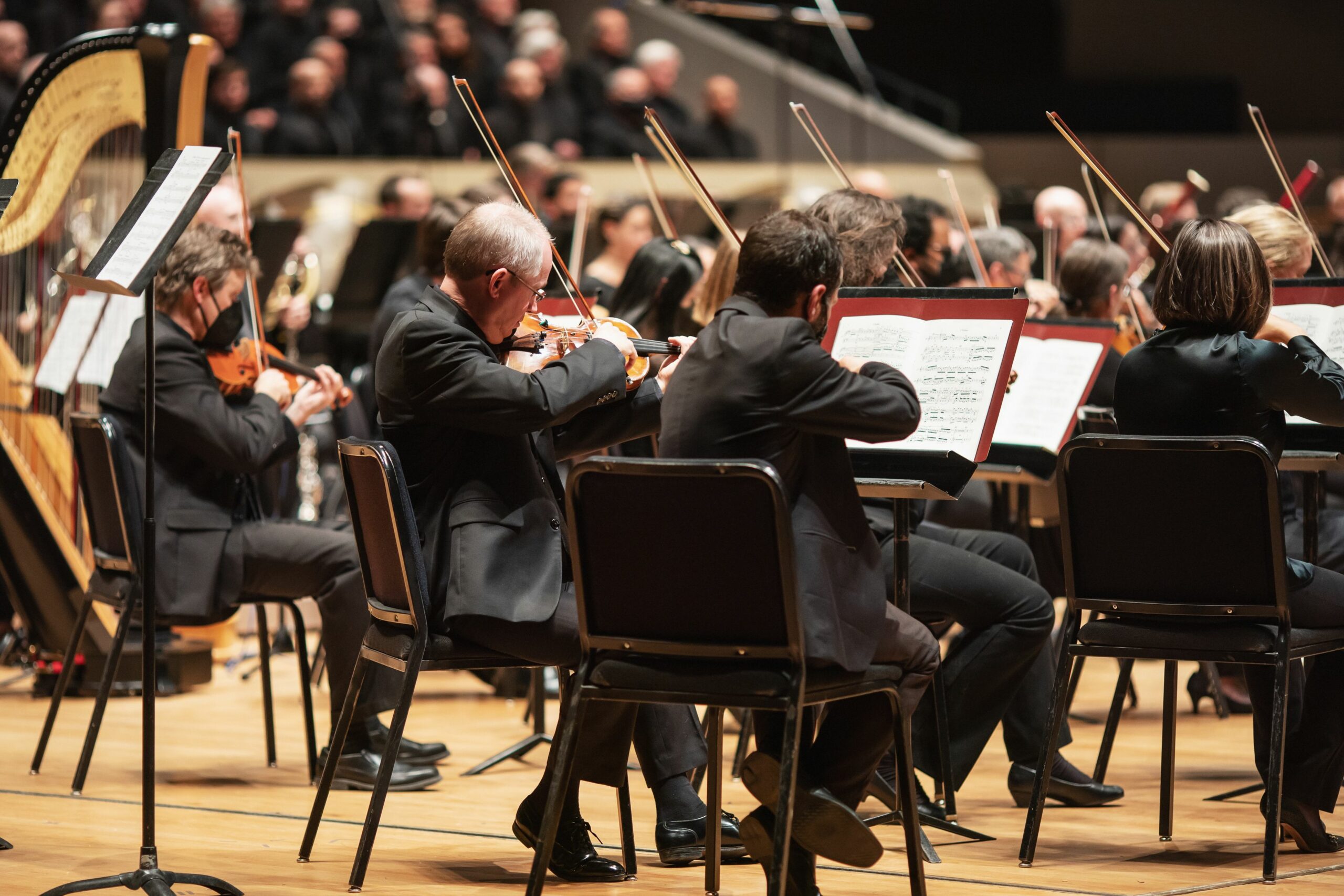 The Colorado Symphony performs Mahler with Principal Conductor Peter Oundjian