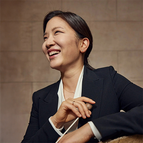 Eun Sun Kim, conductor Eun Sun Kim, conductor