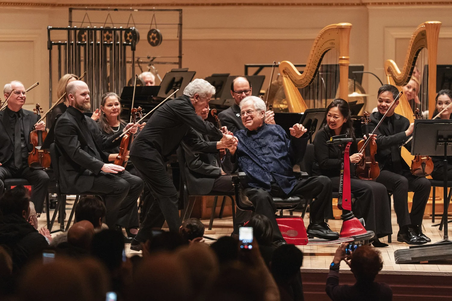 Itzhak Perlman Joins Colorado Symphony at Carnegie Hall