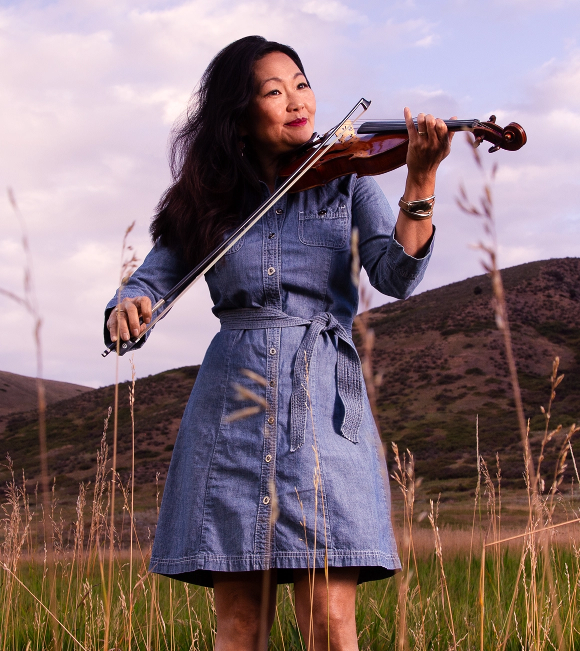 Concertmaster Yumi Hwang-Williams