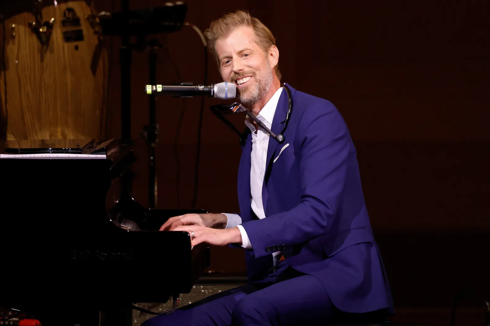 ANDREW MCMAHON: PLAYING ‘PIANO MAN’ IN FRONT OF BILLY JOEL WAS ‘MOST TERRIFYING THING’